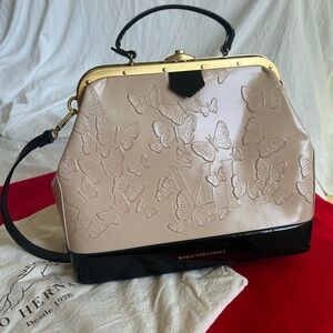 Mario Hernández Satchel Expression Butterflies